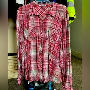 Maurices Size 3 Burgundy Plaid Shirt